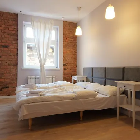 Class Apartment