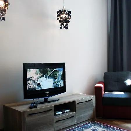 Class Apartment *